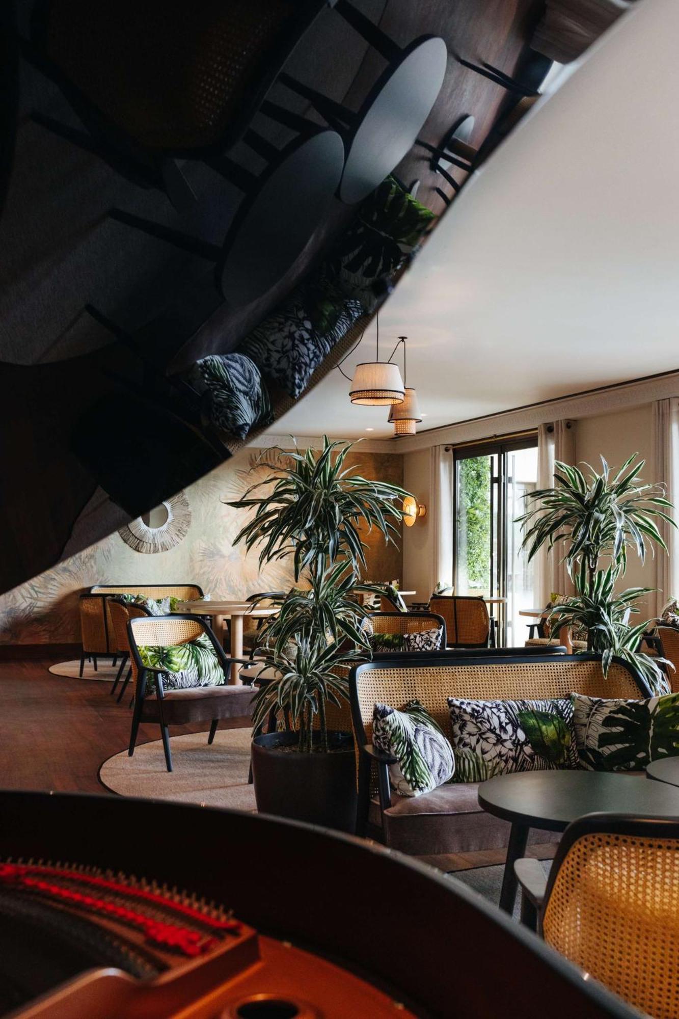 Hyatt Regency Palais De La Mediterranee 5*